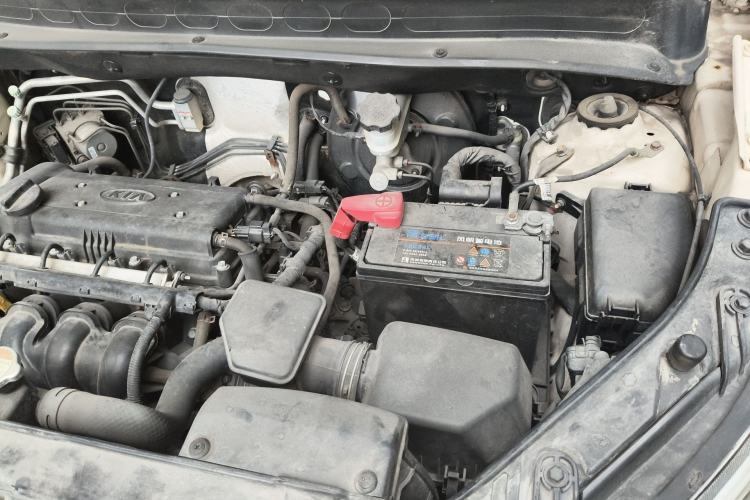Used Kia Soul 2010 1.6L MT GL Engine Bay Left