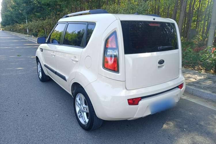 Used Kia Soul 2010 1.6L AT GL Exterior 4