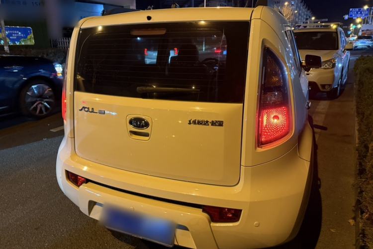 Used Kia Soul 2010 1.6L AT GLS Exterior 5