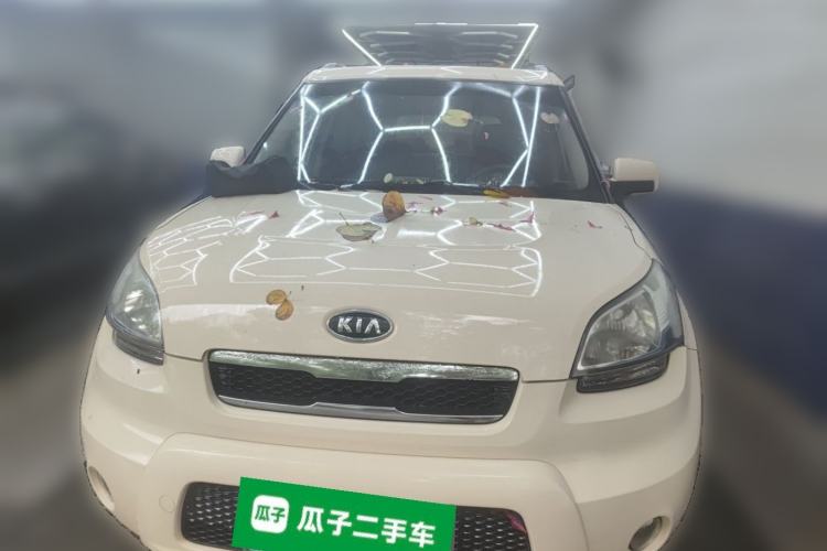 Used Kia Soul 2010 1.6L AT Premium Front