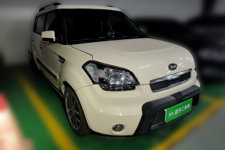 Used Kia Soul 2010 1.6L AT GL Front Right 45 Deg