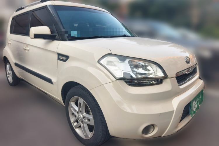 Used Kia Soul 2010 1.6L MT GL Front Right 45 Deg