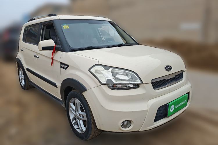 Used Kia Soul 2010 1.6L MT GLS Front Right 45 Deg
