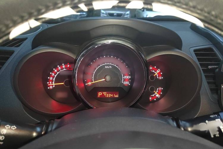 Used Kia Soul 2010 1.6L AT GLS Instrument Cluster