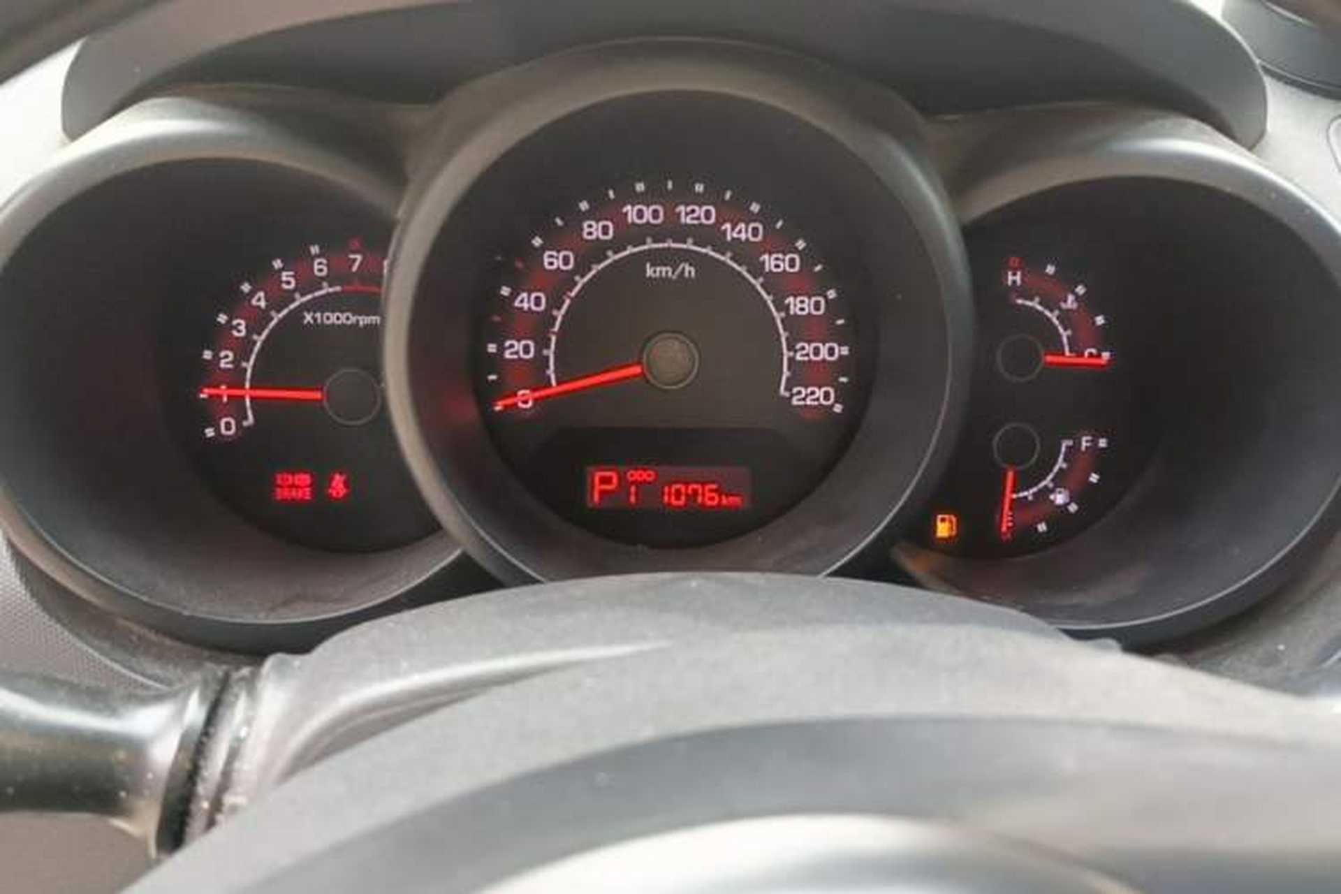 Used Kia Soul 2010 1.6L AT GL Instrument Cluster