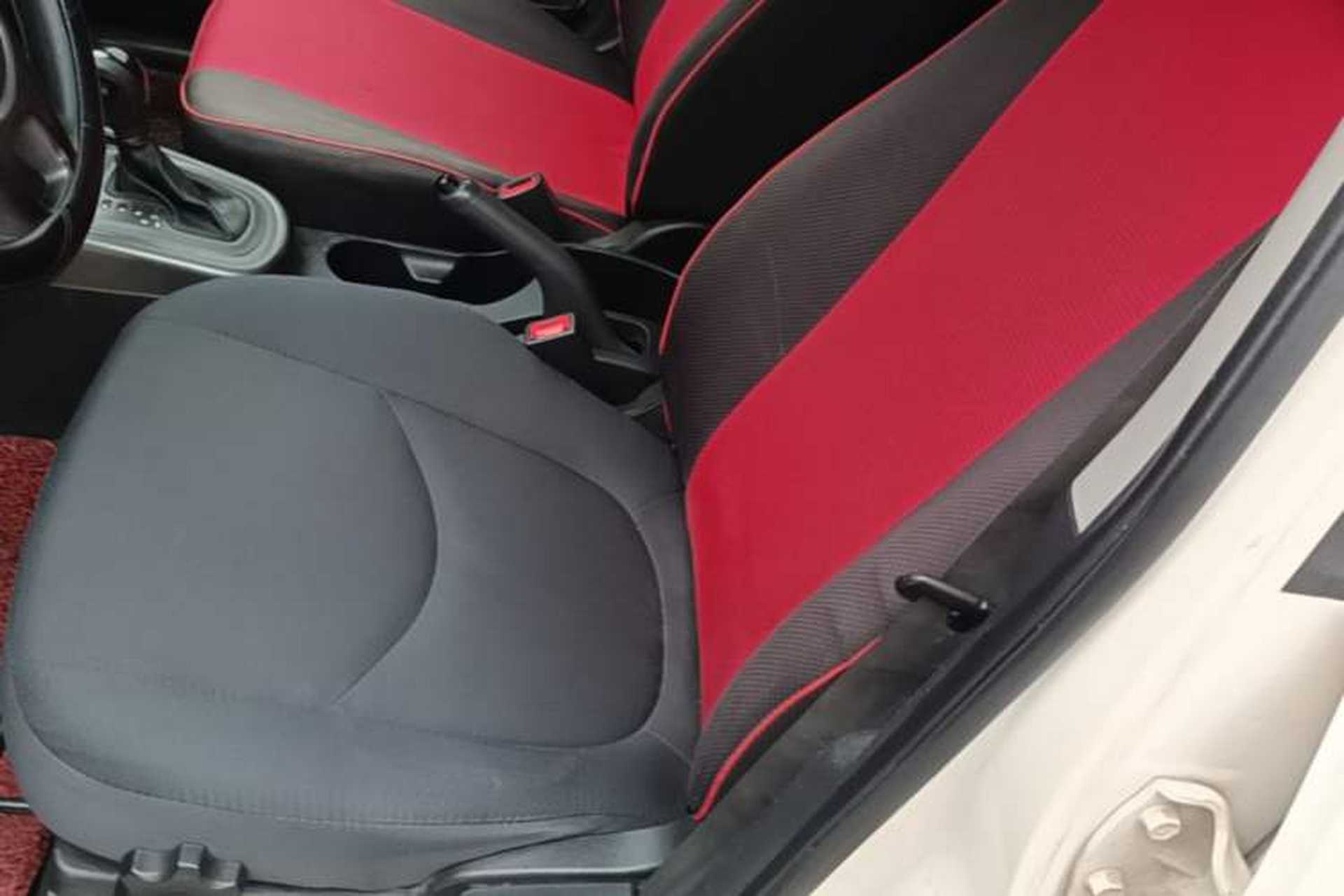 Used Kia Soul 2010 1.6L AT GL Left Front Seat