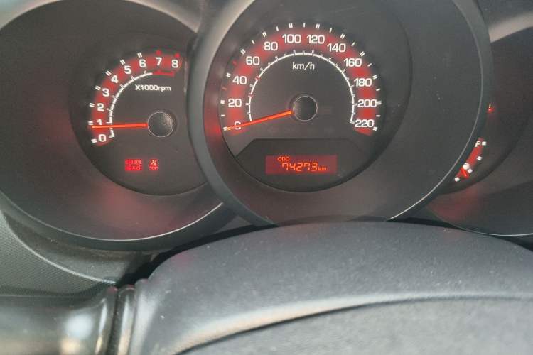 Used Kia Soul 2010 1.6L MT GL Odometer Close Up