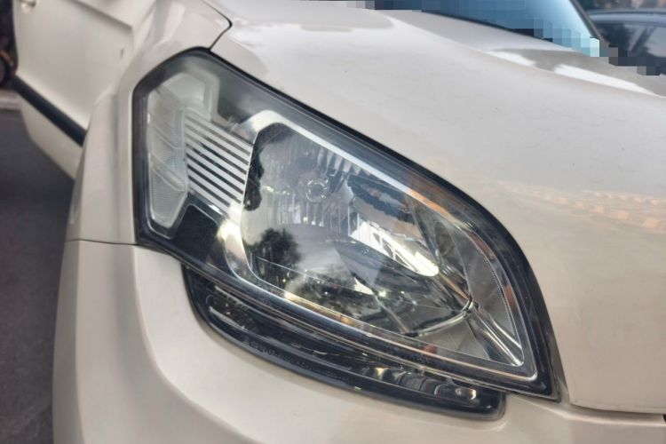 Used Kia Soul 2010 1.6L MT GL Right Front Headlight