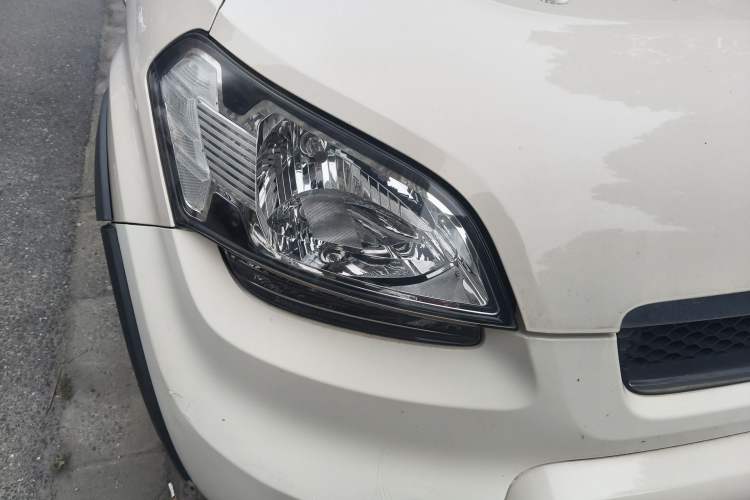 Used Kia Soul 2010 1.6L MT GL Right Front Headlight