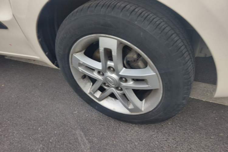 Used Kia Soul 2010 1.6L MT GL Right Front Wheel Hub