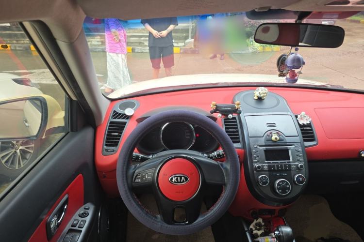 Used Kia Soul 2010 1.6L AT GLS Steering Wheel