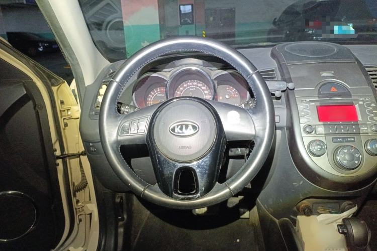 Used Kia Soul 2010 1.6L AT GLS Steering Wheel