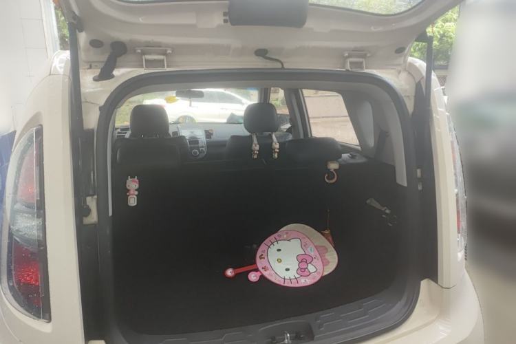 Used Kia Soul 2010 1.6L AT Premium Trunk