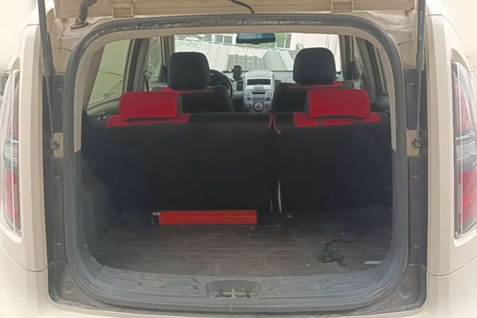 Used Kia Soul 2010 1.6L AT GL Trunk