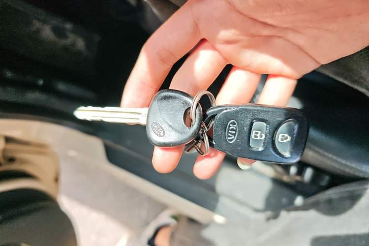 Used Kia Soul 2010 1.6L AT GLS Vehicle Key
