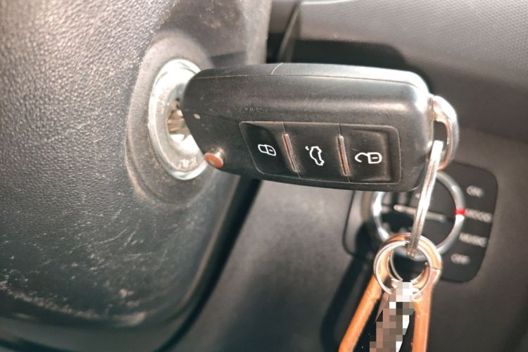 Used Kia Soul 2010 1.6L MT GLS Vehicle Key