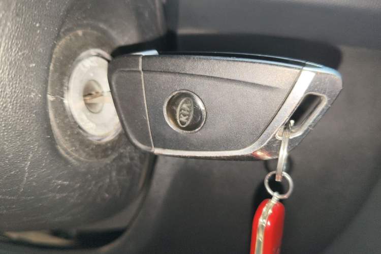 Used Kia Soul 2010 1.6L MT GL Vehicle Key