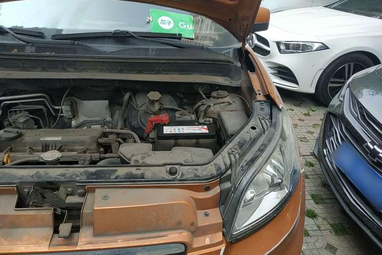 Used Kia Soul 2010 1.6L MT GL Engine Bay Left