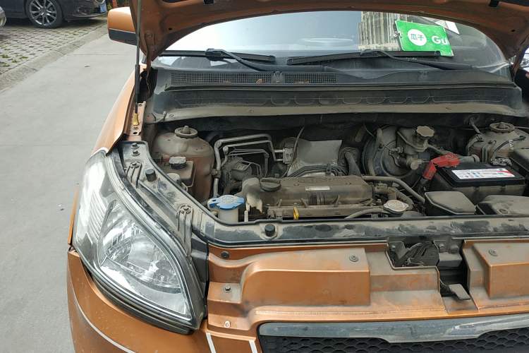 Used Kia Soul 2010 1.6L MT GL Engine Bay Right