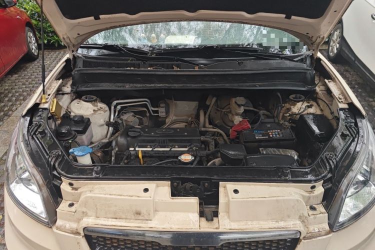 Used Kia Soul 2010 1.6L MT GL Engine Bay