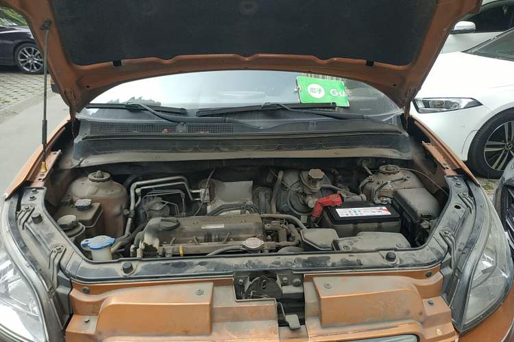 Used Kia Soul 2010 1.6L MT GL Engine Bay