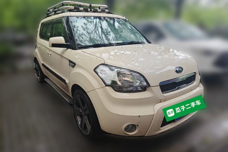 Used Kia Soul 2010 1.6L MT GL Front Right 45 Deg