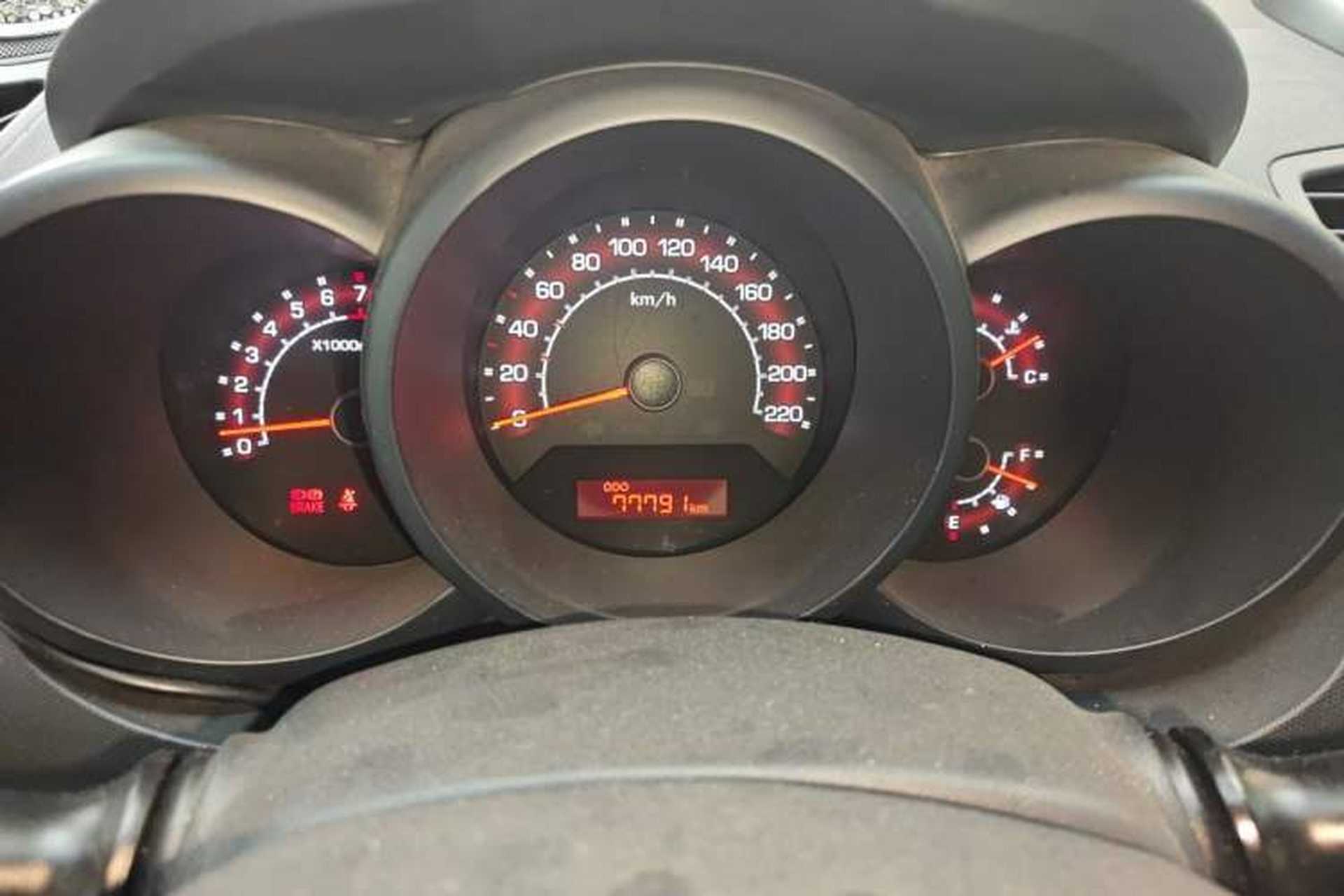 Used Kia Soul 2010 1.6L MT GL Instrument Cluster