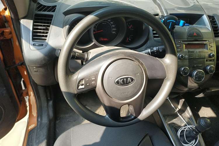 Used Kia Soul 2010 1.6L MT GL Steering Wheel