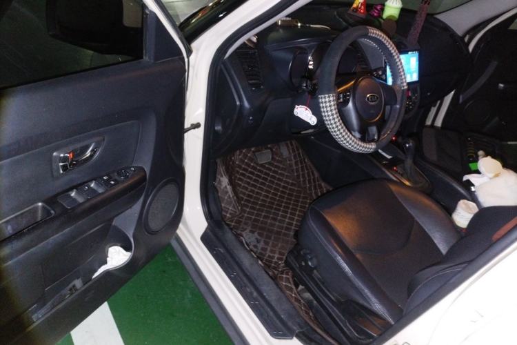 Used Kia Soul 2012 1.6L AT Premium Driver Seat