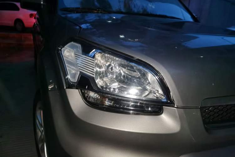 Used Kia Soul 2012 1.6L MT GL Right Front Headlight