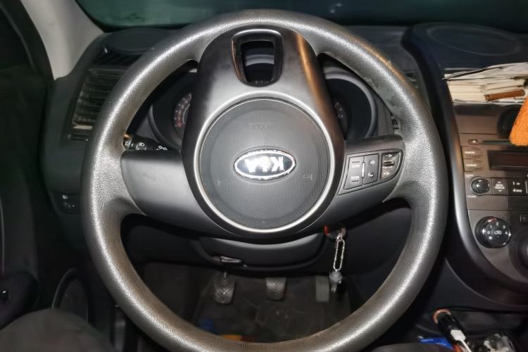 Used Kia Soul 2012 1.6L MT GL Steering Wheel