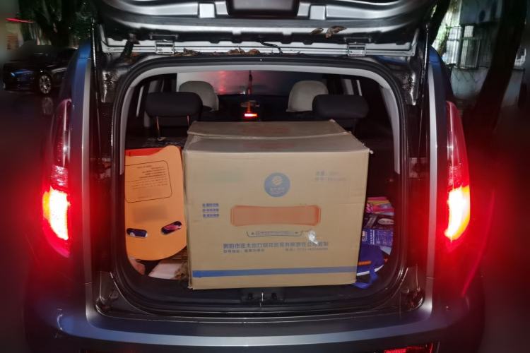 Used Kia Soul 2012 1.6L MT GL Trunk