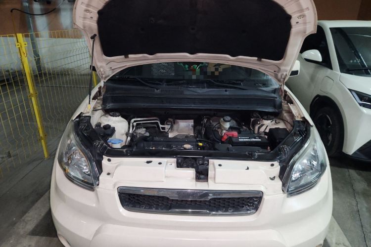 Used Kia Soul 2012 1.6L MT GL Engine Bay
