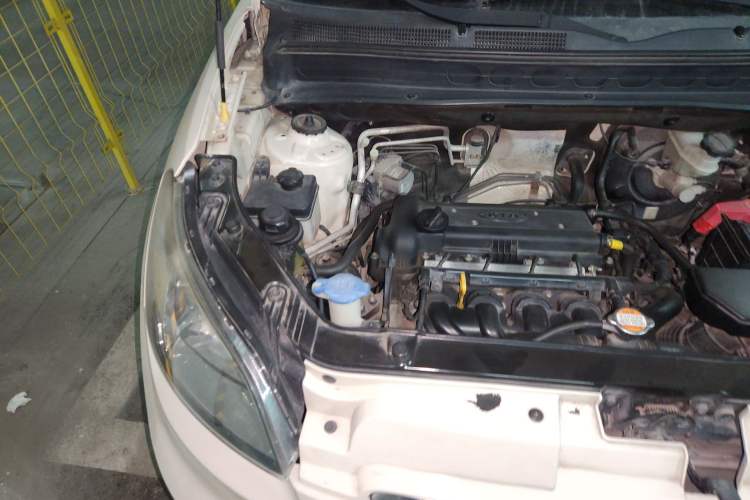 Used Kia Soul 2012 1.6L MT GL Engine Bay Right