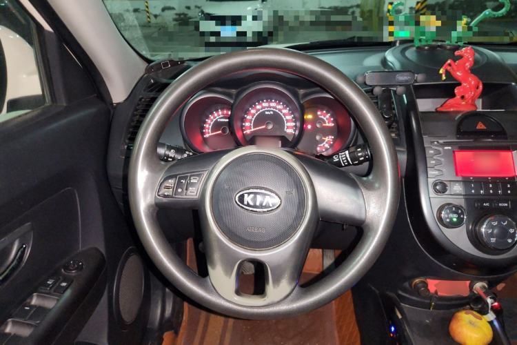 Used Kia Soul 2012 1.6L MT GL Steering Wheel