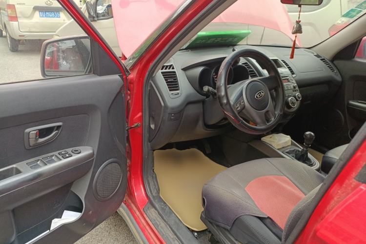 Used Kia Soul 2012 1.6L MT GL Driver Seat