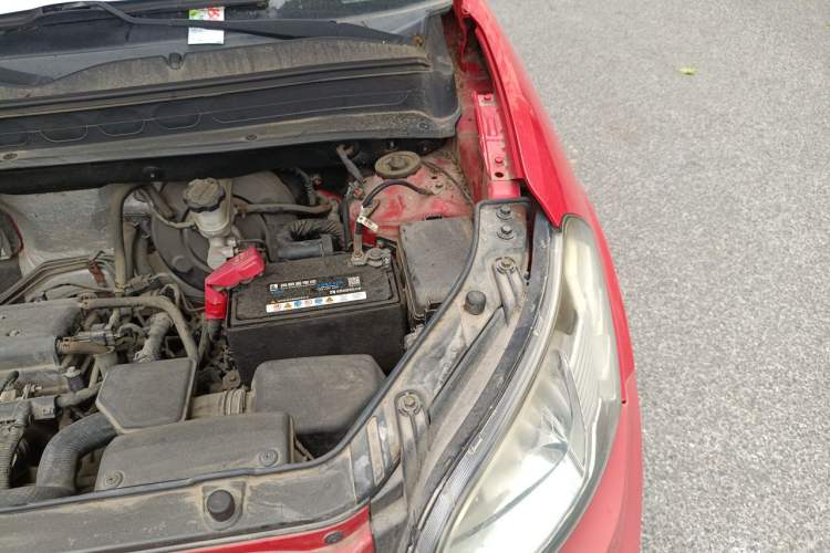 Used Kia Soul 2012 1.6L MT GL Engine Bay Left