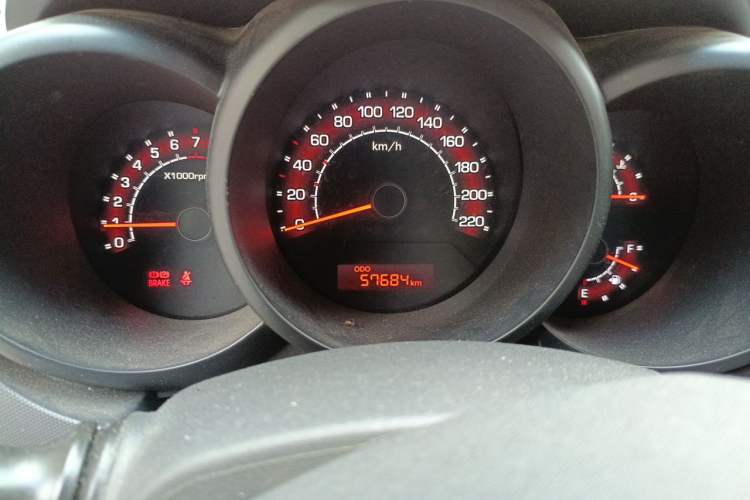 Used Kia Soul 2012 1.6L MT GL Odometer Close Up