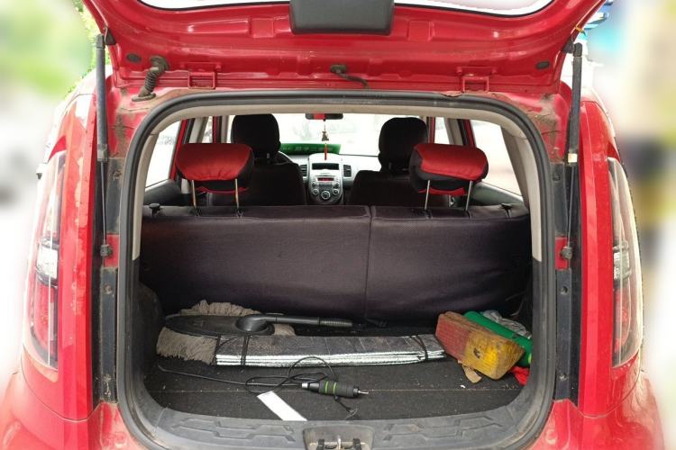 Used Kia Soul 2012 1.6L MT GL Trunk