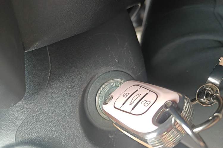 Used Kia Soul 2012 1.6L MT GL Vehicle Key