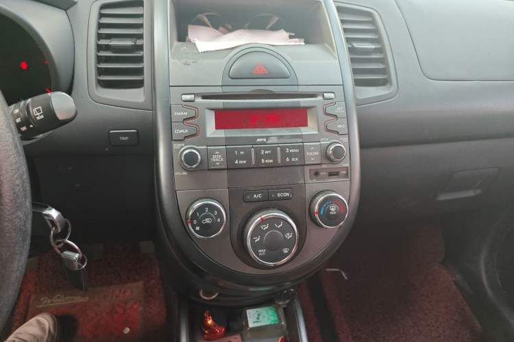 Used Kia Soul 2012 1.6L MT GL Audio And AC Panel