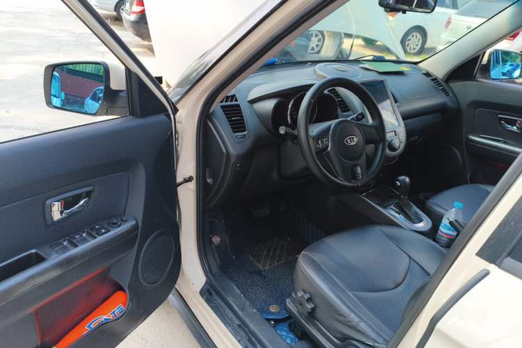 Used Kia Soul 2012 1.6L AT Premium Driver Seat