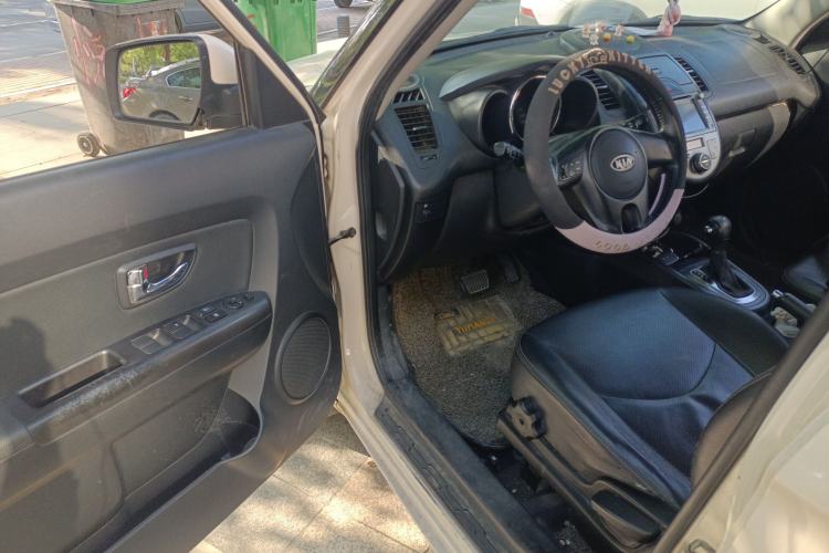 Used Kia Soul 2012 1.6L AT GL Driver Seat