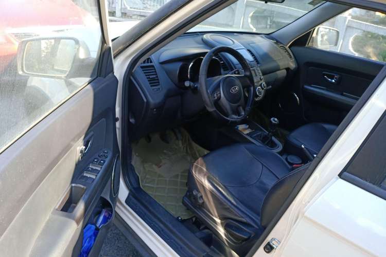 Used Kia Soul 2012 1.6L MT GLS Driver Seat