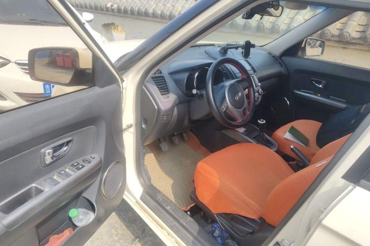 Used Kia Soul 2012 1.6L MT GLS Driver Seat