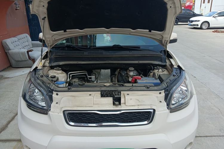 Used Kia Soul 2012 1.6L AT Premium Engine Bay