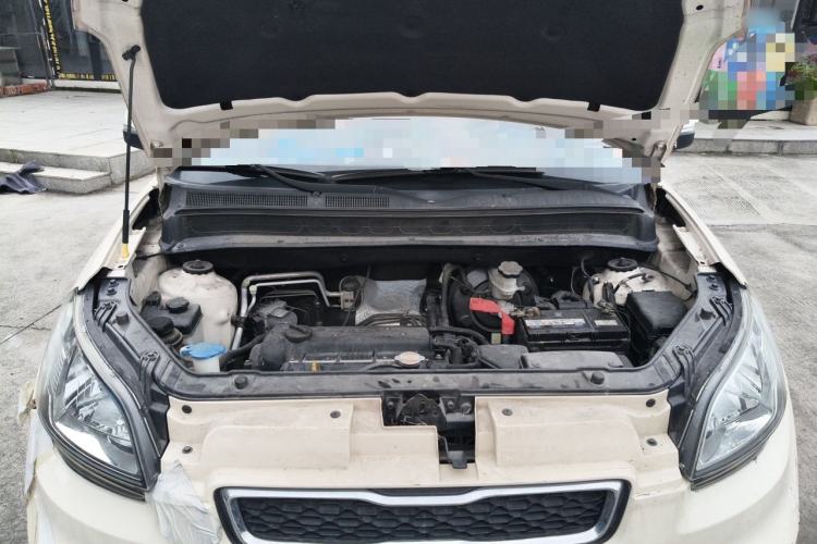 Used Kia Soul 2012 1.6L AT Premium Engine Bay