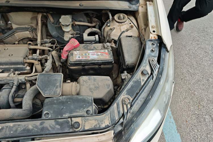 Used Kia Soul 2012 1.6L MT GL Engine Bay Left