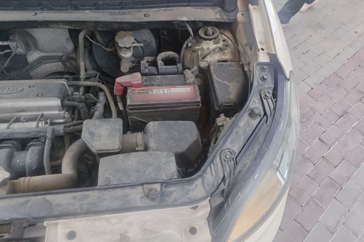Used Kia Soul 2012 1.6L AT Premium Engine Bay Left