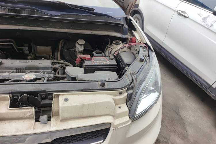 Used Kia Soul 2012 1.6L MT GL Engine Bay Left